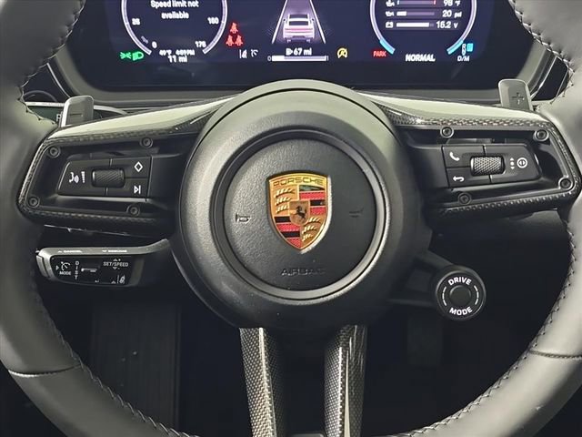 Certified 2026 Porsche Cayenne Coupe image 27