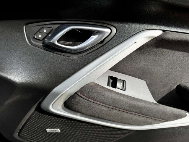 Used 2017 Chevrolet Camaro ZL1 image 40