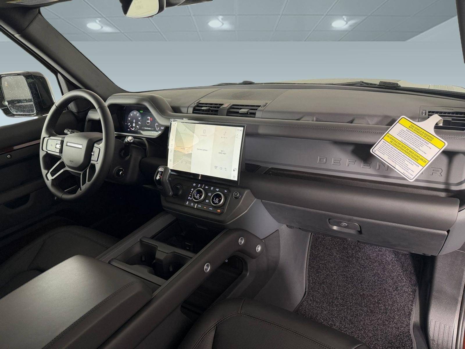 New 2026 Land Rover Defender 90 X-Dynamic SE AWD/4WD image 25