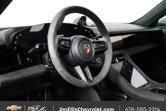 Used 2024 Porsche Taycan GTS AWD/4WD image 4