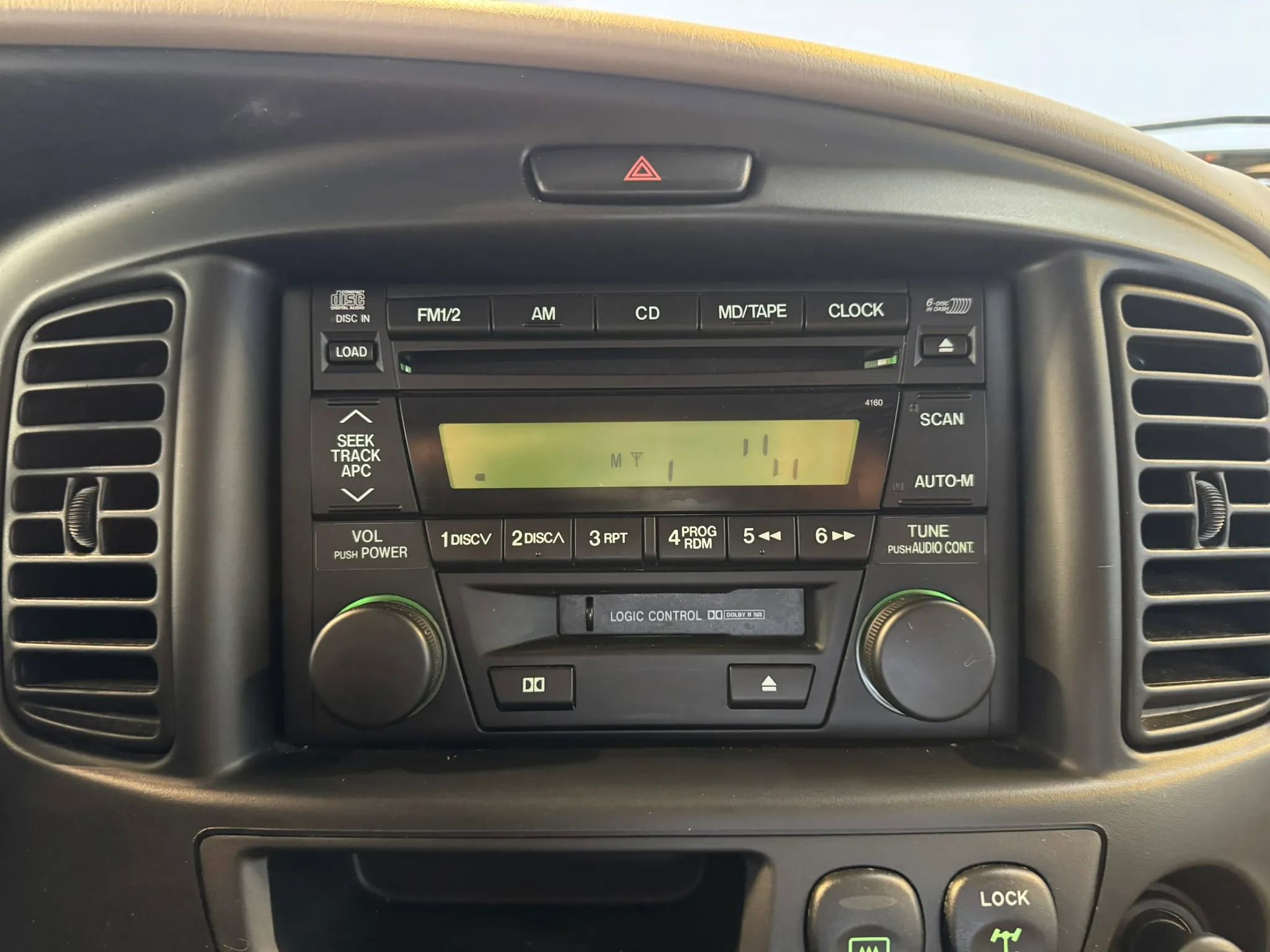 Used 2002 MAZDA Tribute ES image 14