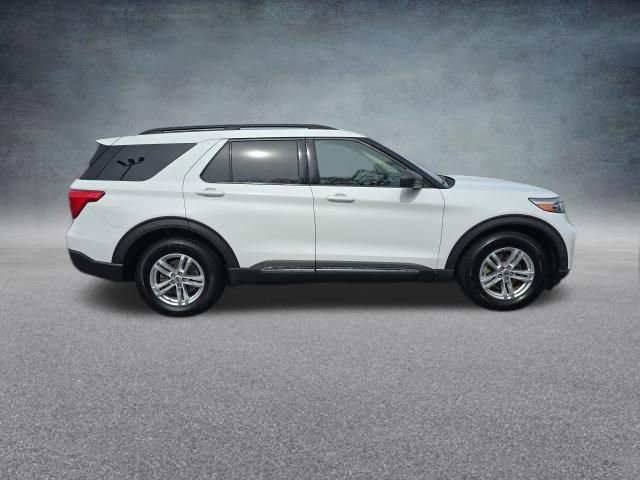 Used 2020 Ford Explorer XLT AWD/4WD image 12