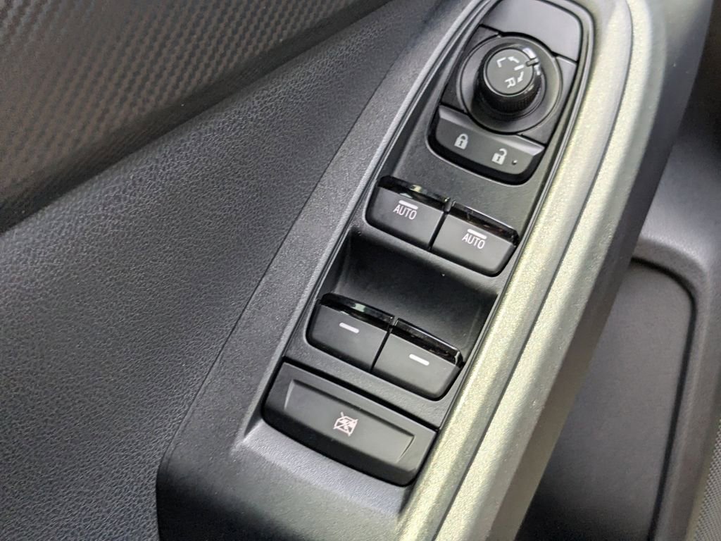 Certified 2025 Subaru Crosstrek 2.0i Premium image 24