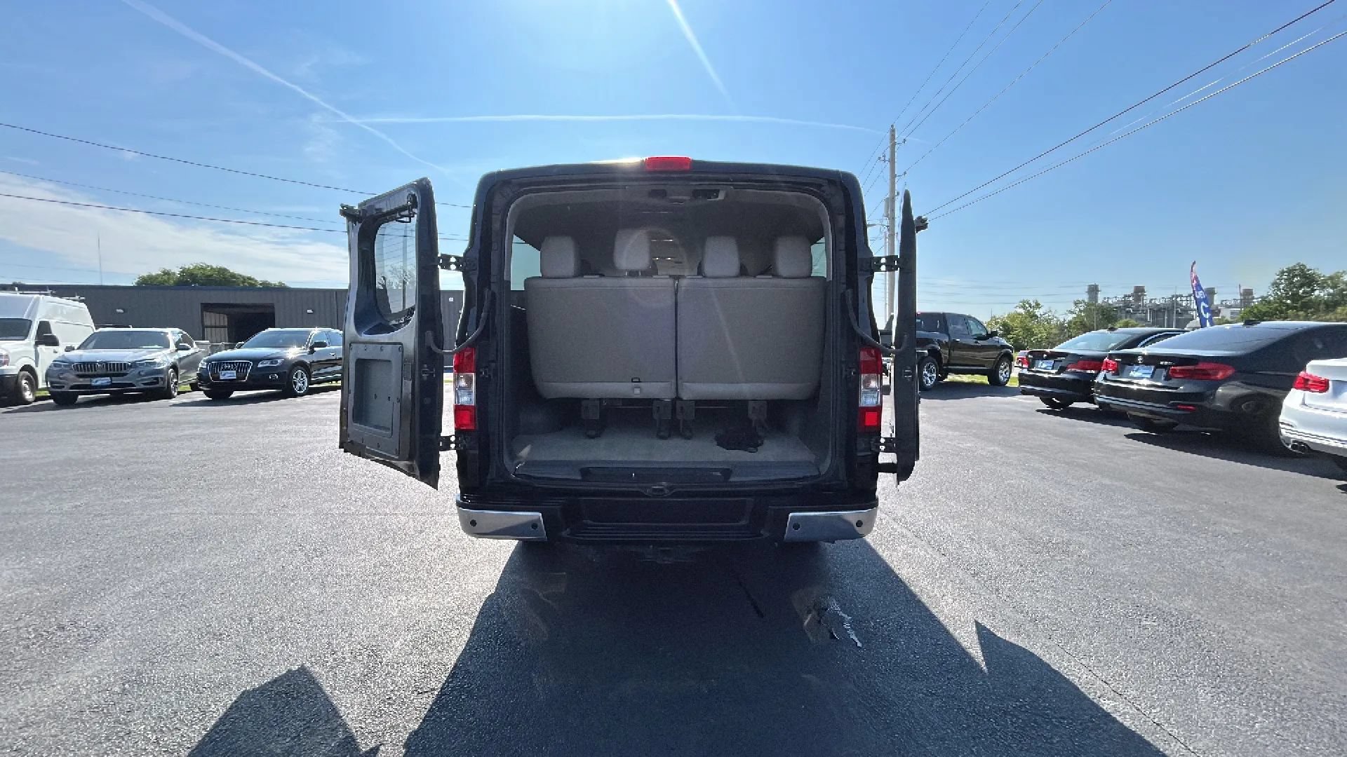 Used 2014 Nissan NV 3500 SL w/ Technology Package RWD image 34