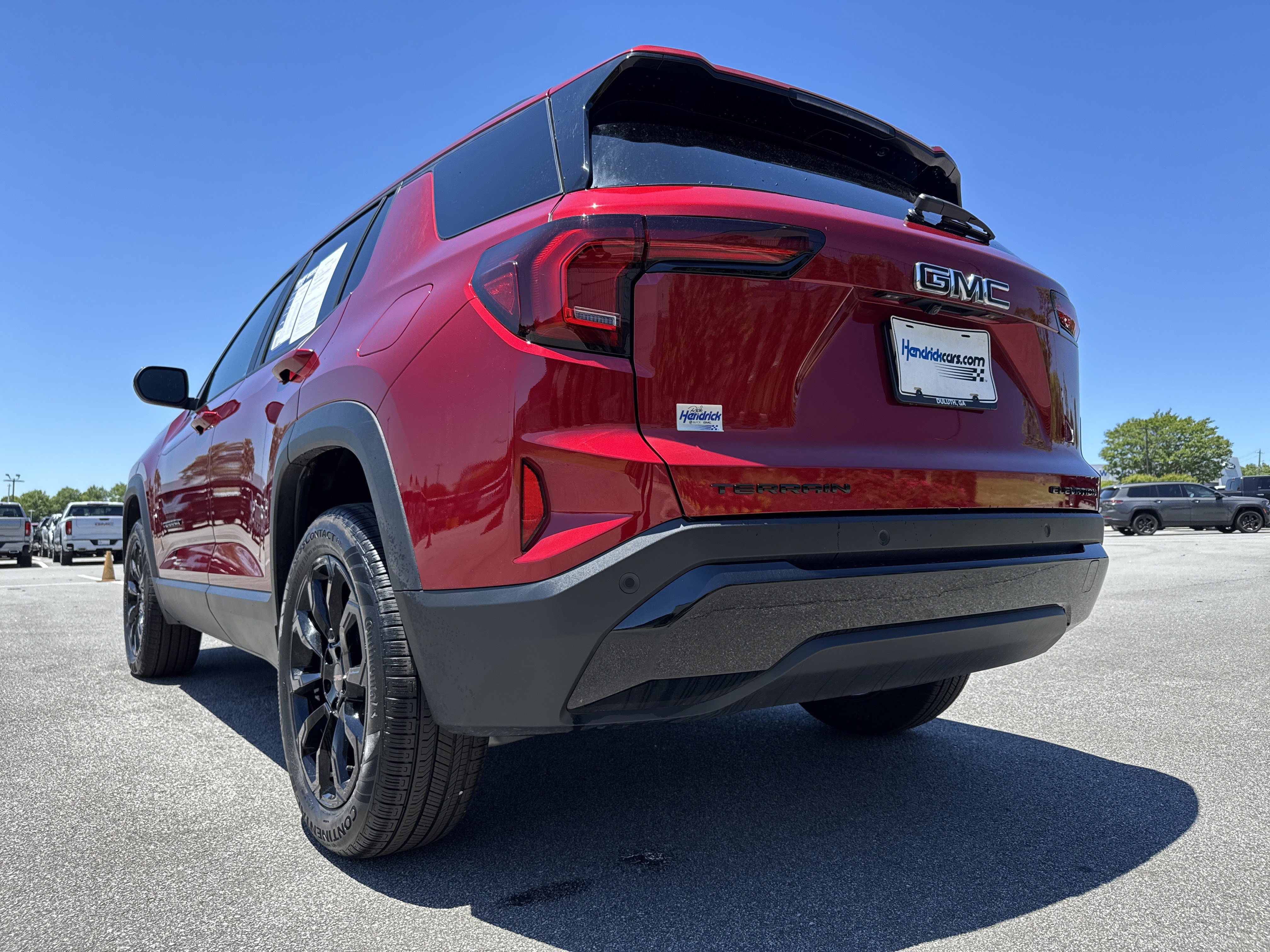 Used 2026 GMC Terrain Elevation w/ Elevation Premium Package FWD image 8