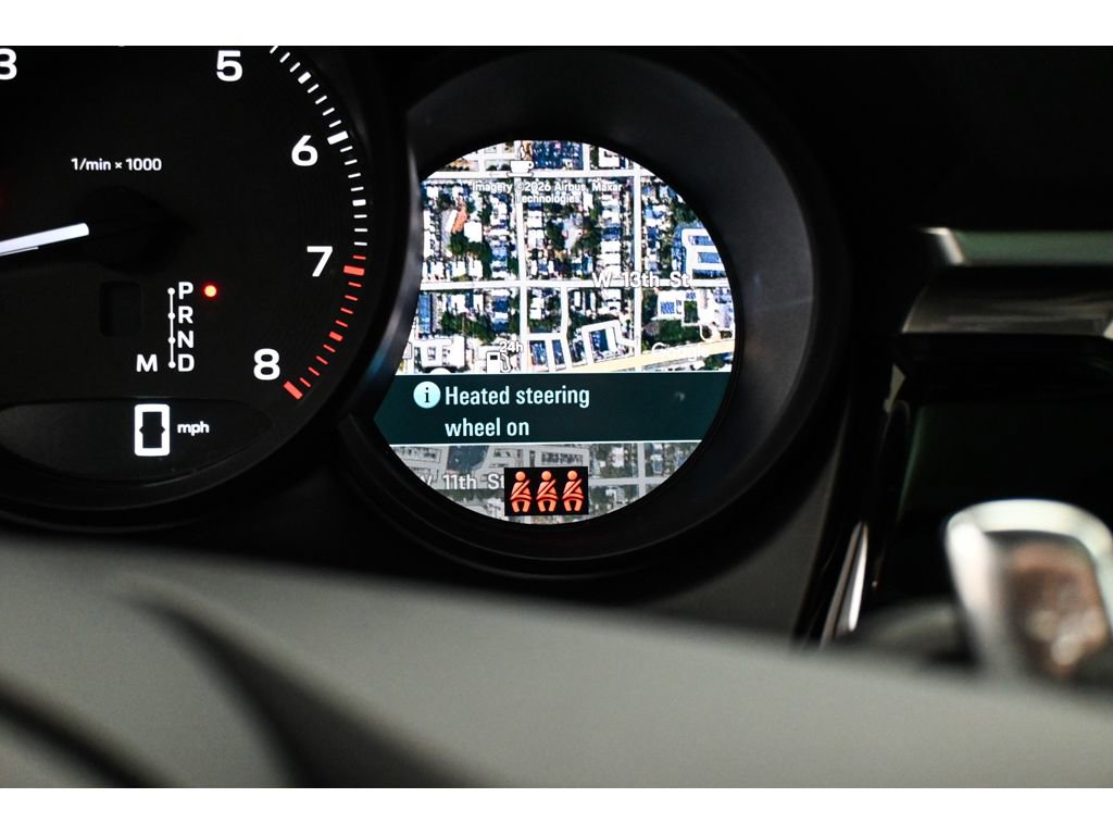 Used 2024 Porsche Macan AWD/4WD image 44
