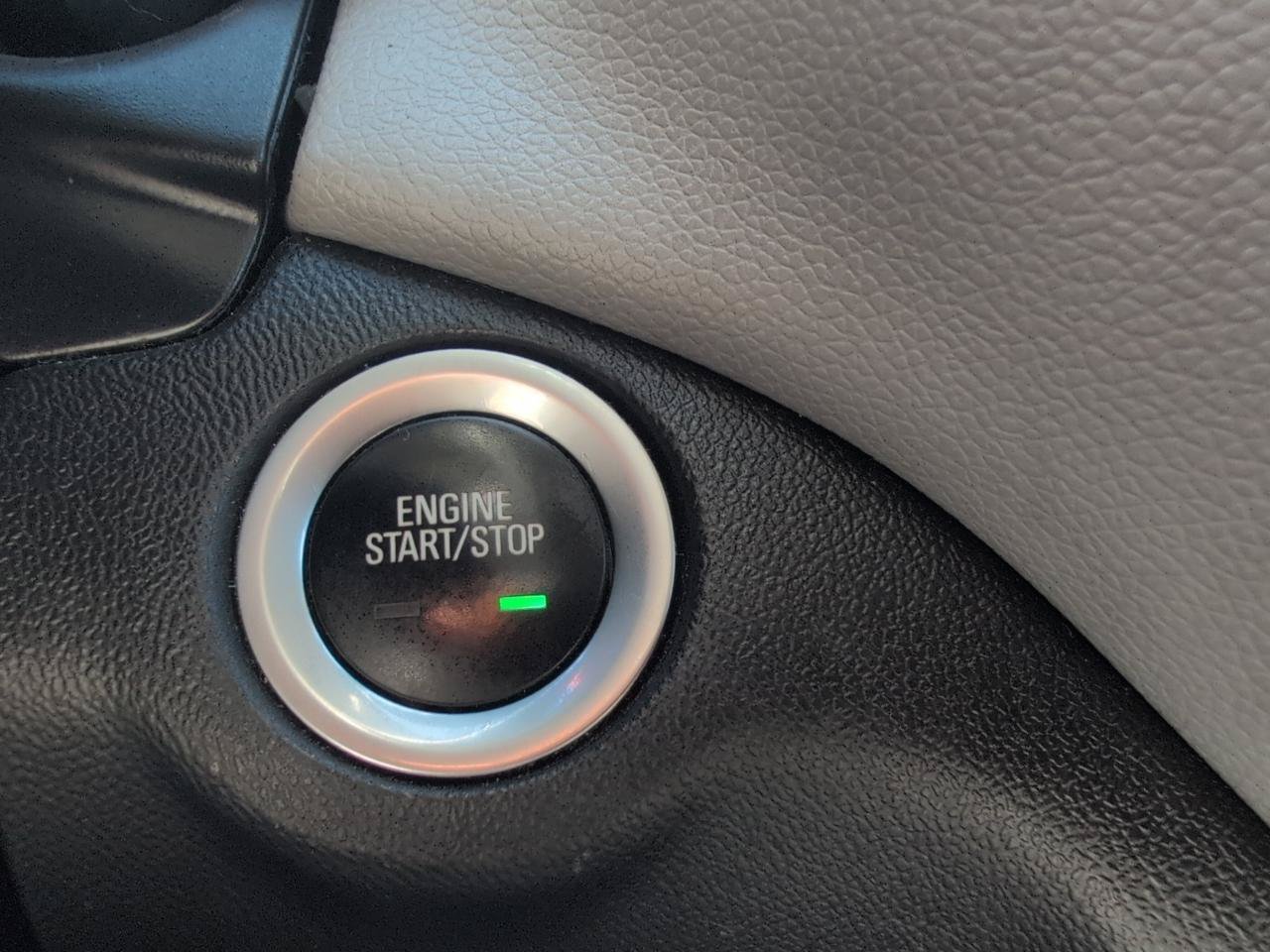 Used 2019 Chevrolet Equinox LS w/ LS Convenience Package FWD image 20