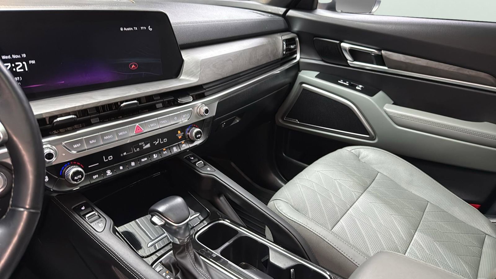 Used 2024 Kia Telluride EX X-Line image 20
