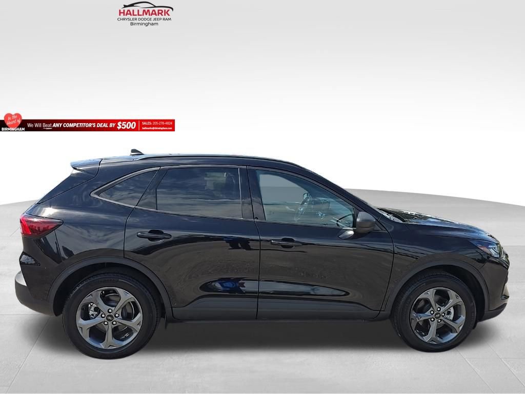 Used 2025 Ford Escape ST-Line AWD/4WD image 2