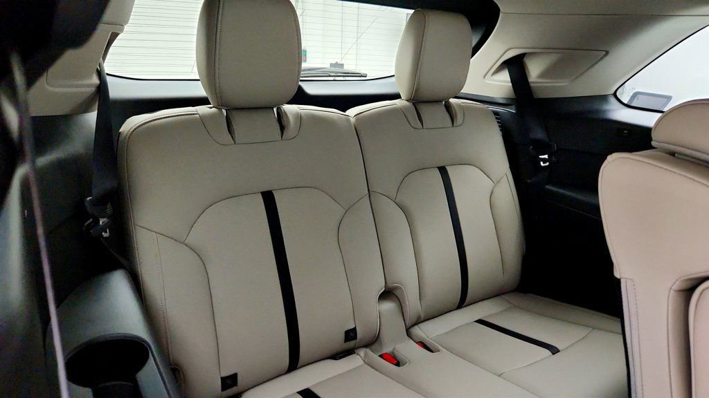 Used 2025 MAZDA CX-90 Plug-In Hybrid w/Premium Sport AWD/4WD image 23