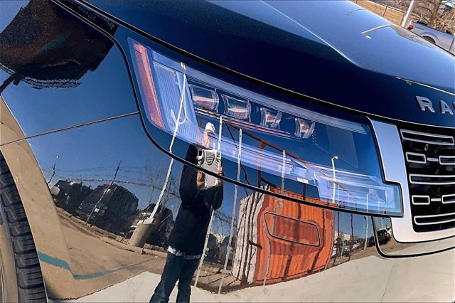 Used 2023 Land Rover Range Rover SE image 28