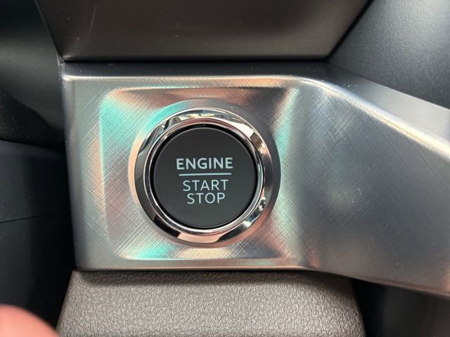 New 2026 Ford F250 King Ranch w/ FX4 Off-Road Package image 39