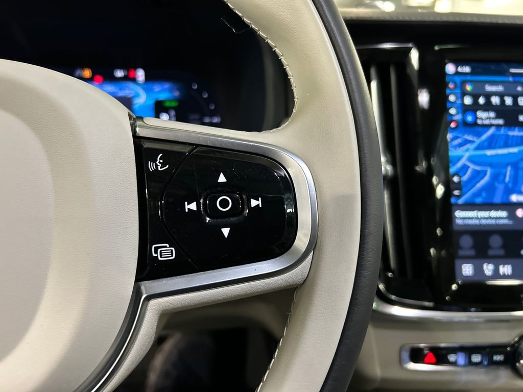 Certified 2024 Volvo S90 T8 Ultimate w/ Lounge Package image 11