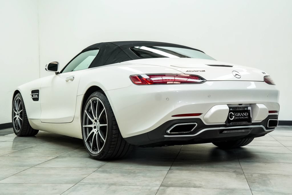 Used 2018 Mercedes-Benz AMG GT Roadster image 12