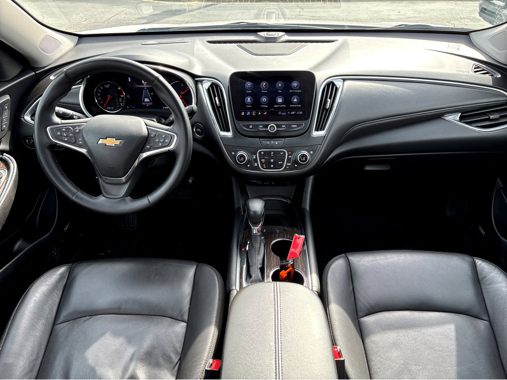 Used 2024 Chevrolet Malibu LT image 4