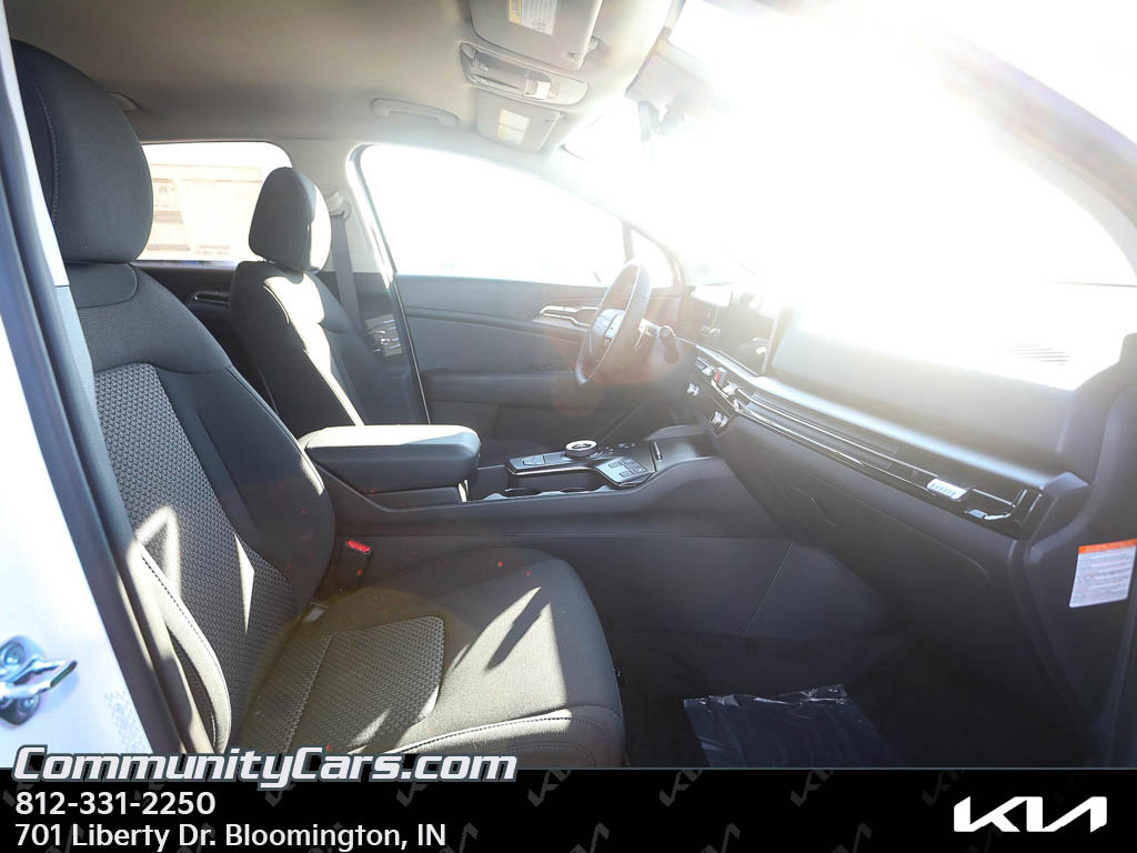 New 2026 Kia Sportage S image 18