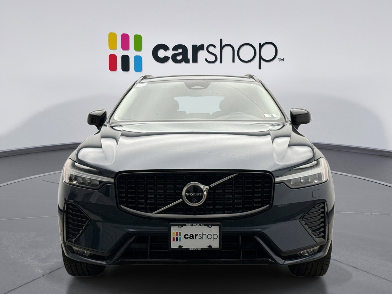 Used 2025 Volvo XC60 B5 Plus image 8