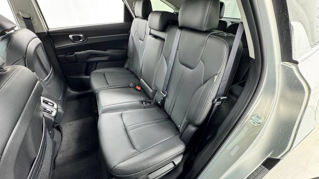 New 2026 Kia Sorento S AWD/4WD image 12
