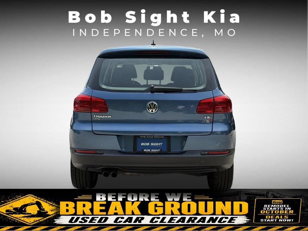 Used 2017 Volkswagen Tiguan Limited w/ Alloy Wheels Package FWD image 10