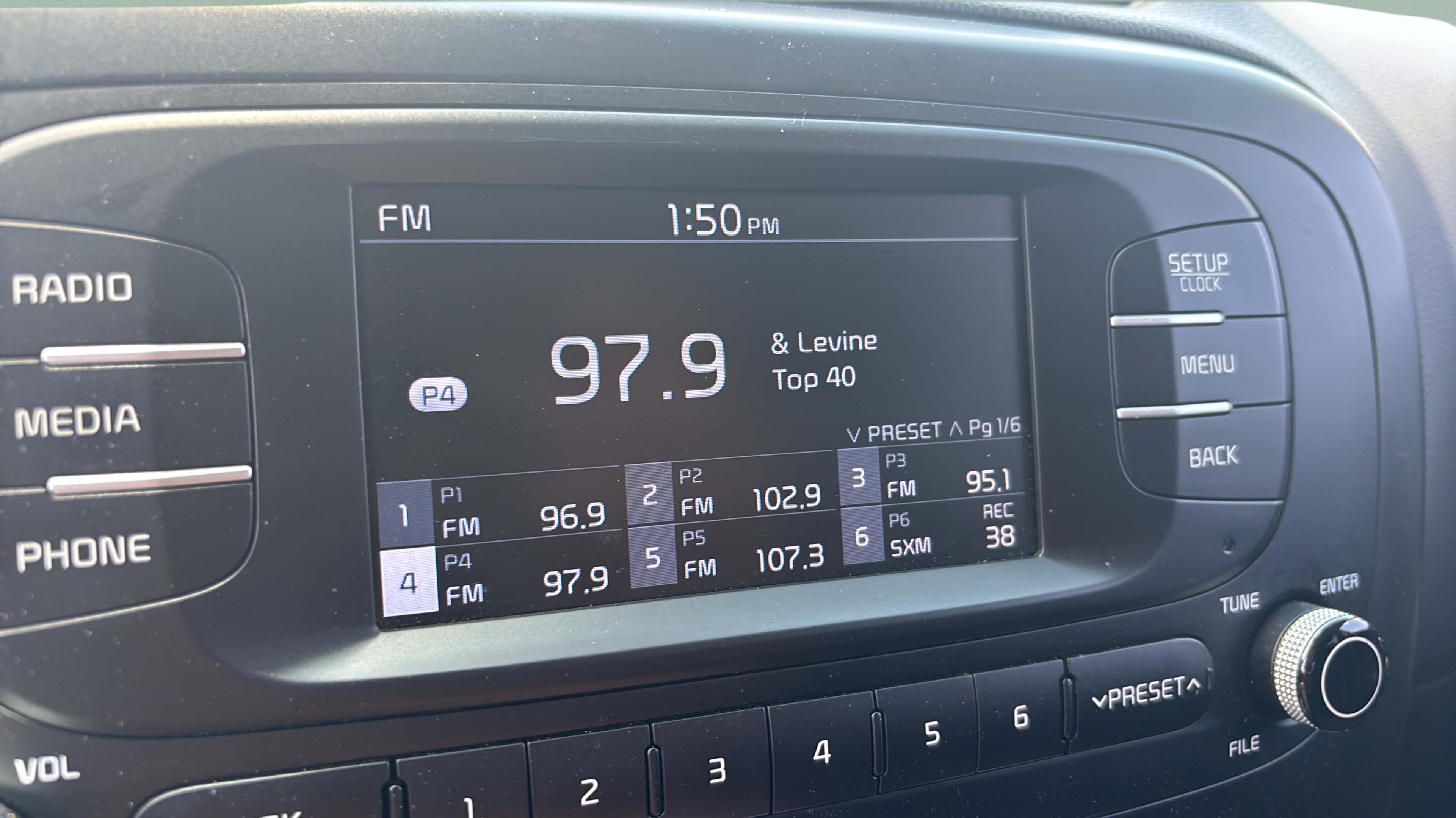 Used 2017 Kia Soul FWD image 21