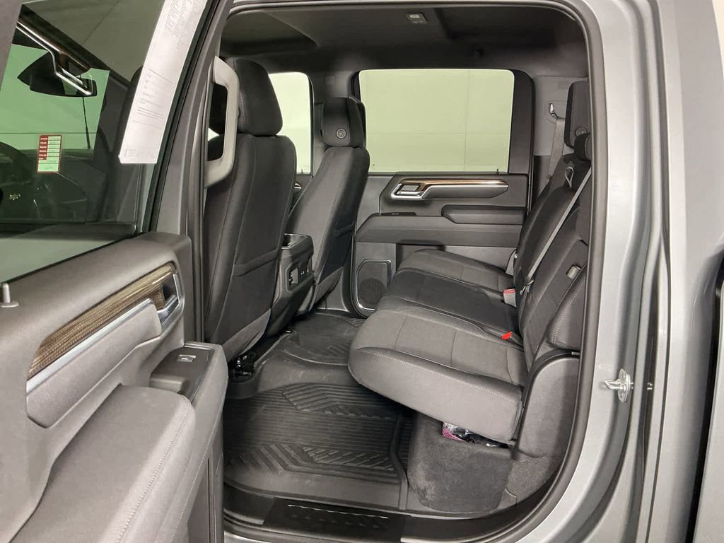 Used 2025 Chevrolet Silverado 2500 LT w/ All Star Edition image 25