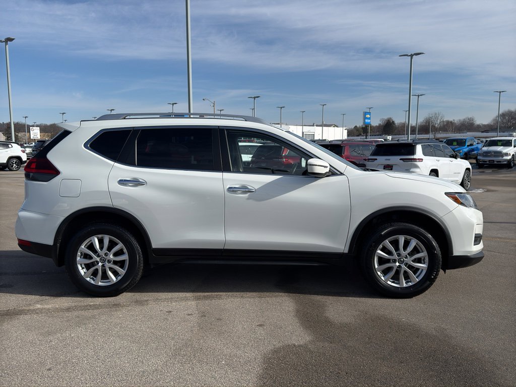 Used 2020 Nissan Rogue S w/ Special Edition Package image 4