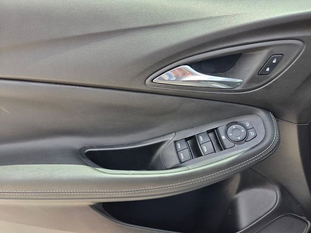 Used 2023 Buick Encore GX Select image 16