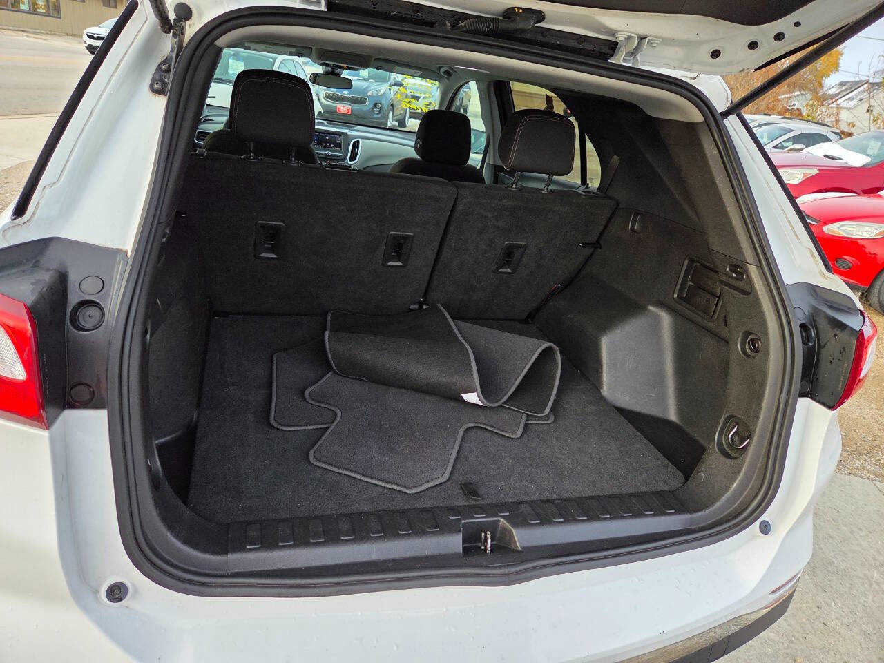 Used 2021 Chevrolet Equinox LT image 15