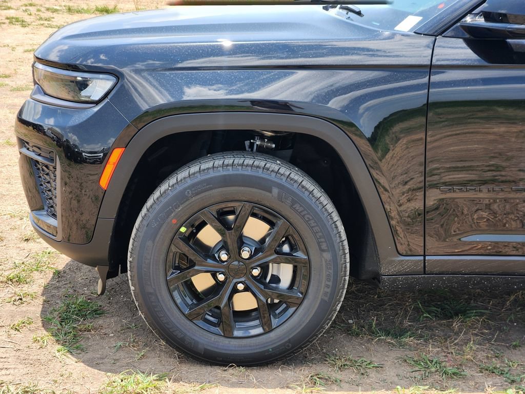 New 2026 Jeep Grand Cherokee L 2WD image 6