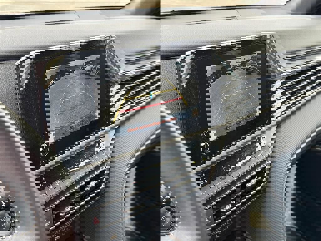 Certified 2025 Toyota Camry SE image 25