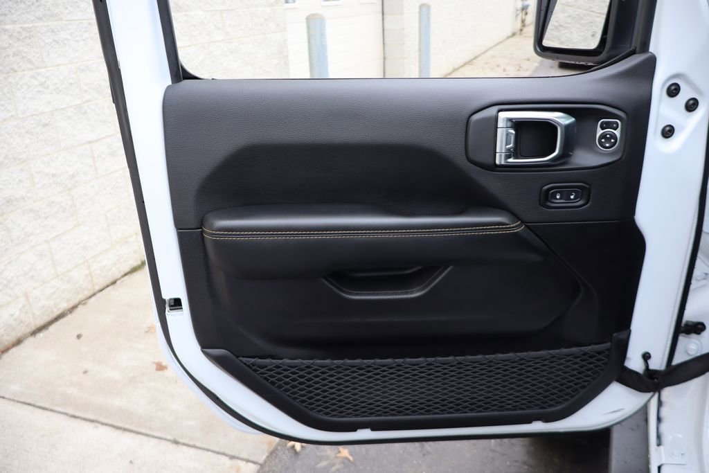 Used 2025 Jeep Wrangler Unlimited Rubicon 392 image 22