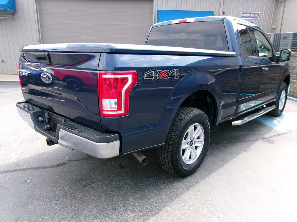 Used 2017 Ford F150 XLT image 6