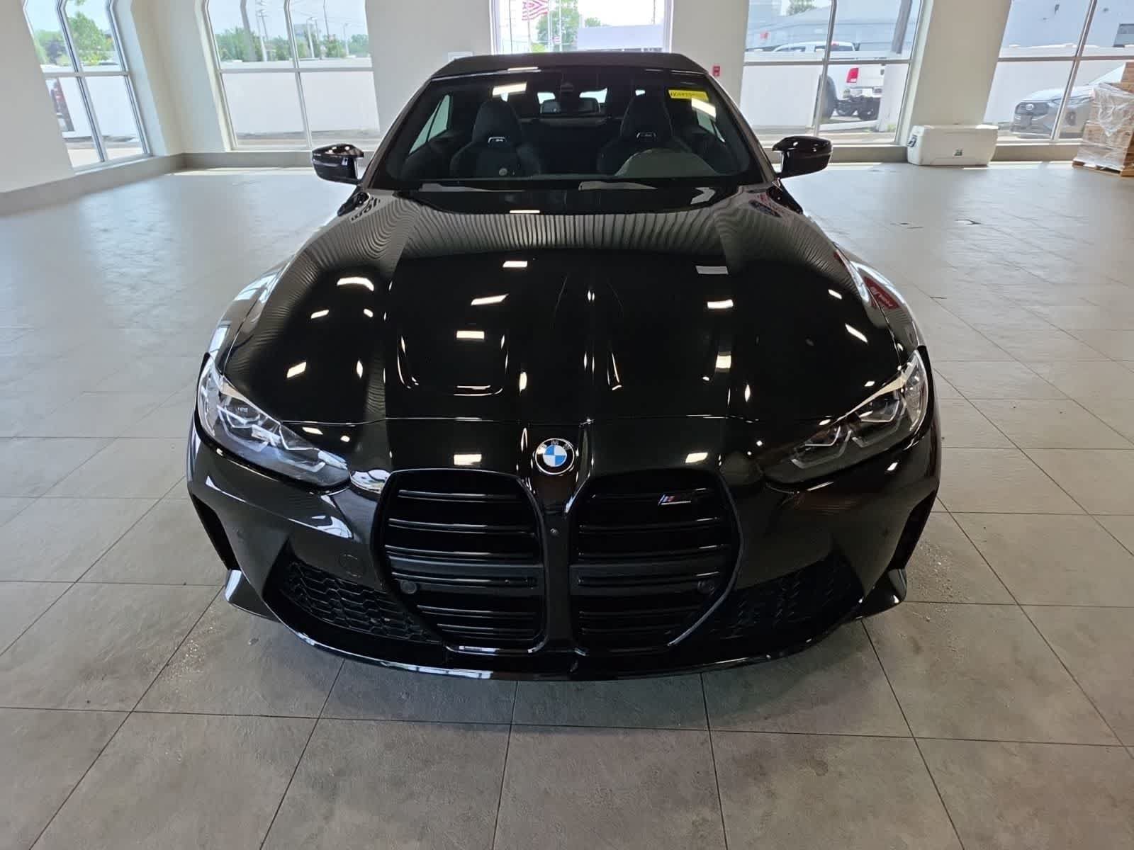 Used 2022 BMW M4 xDrive Competition w/ Parking Assistance Package AWD/4WD image 3