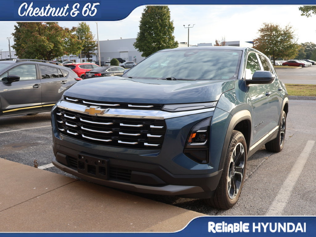 Used 2025 Chevrolet Equinox LT AWD/4WD image 10