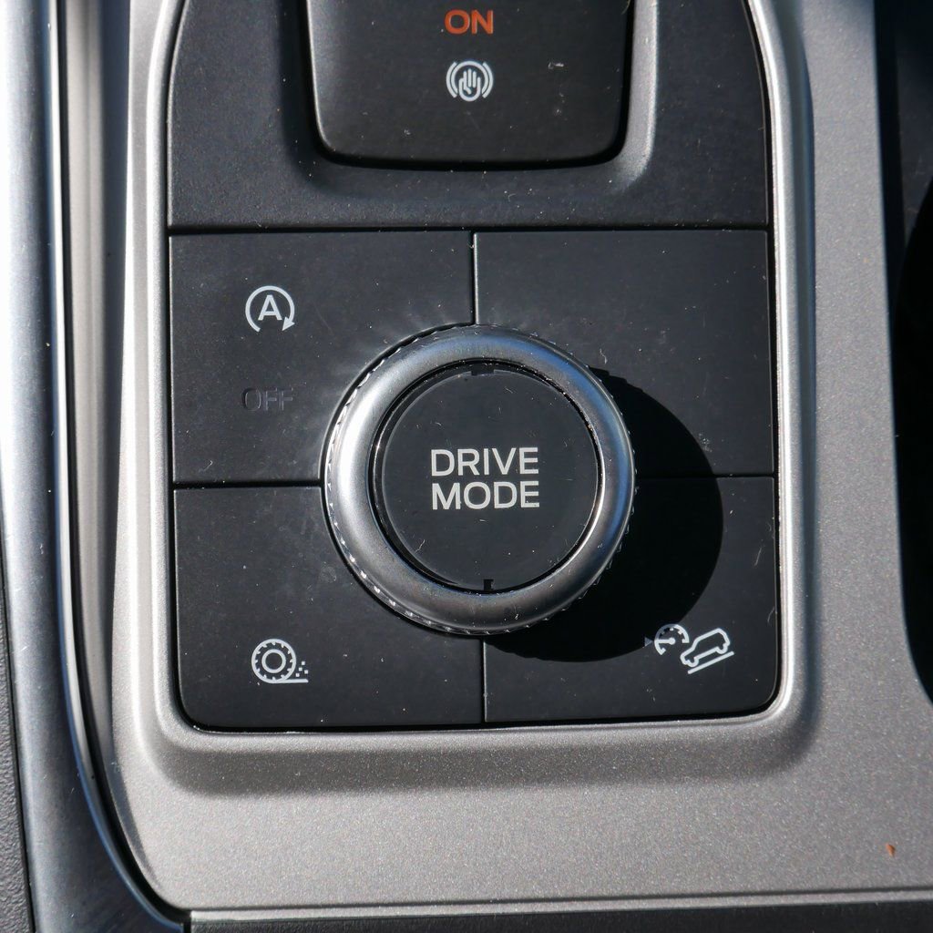 Used 2023 Ford Explorer XLT w/ Equipment Group 202A image 44