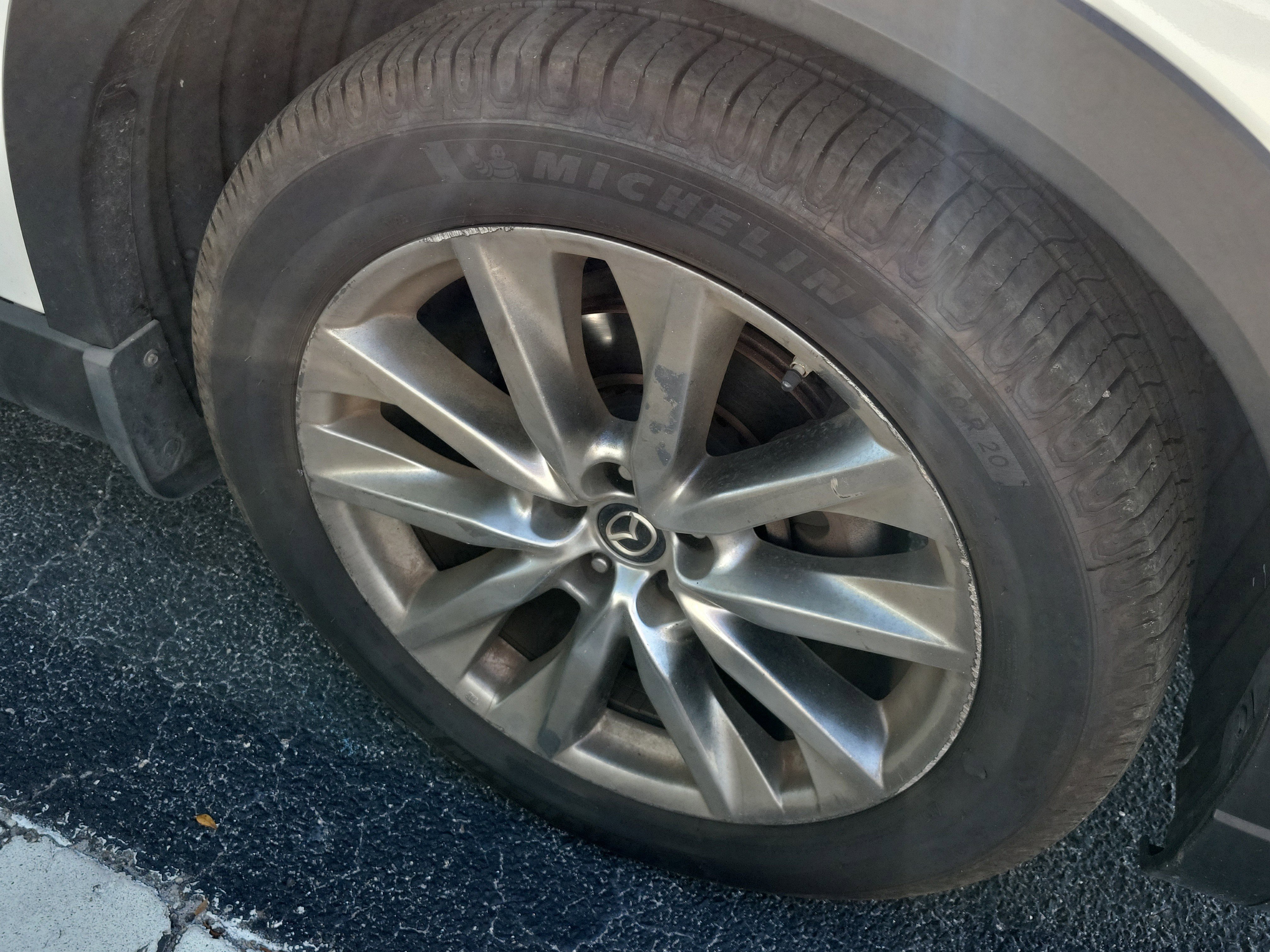 Used 2018 MAZDA CX-9 Signature image 7