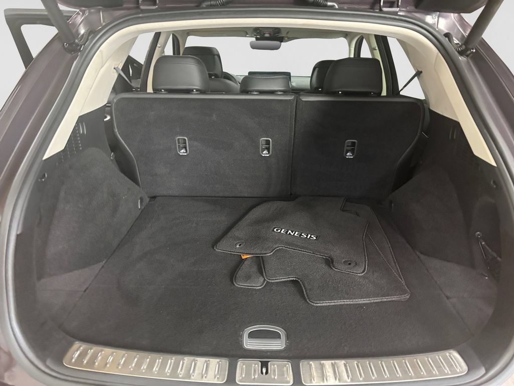 Used 2023 Genesis GV70 2.5T w/ Select Package AWD/4WD image 30
