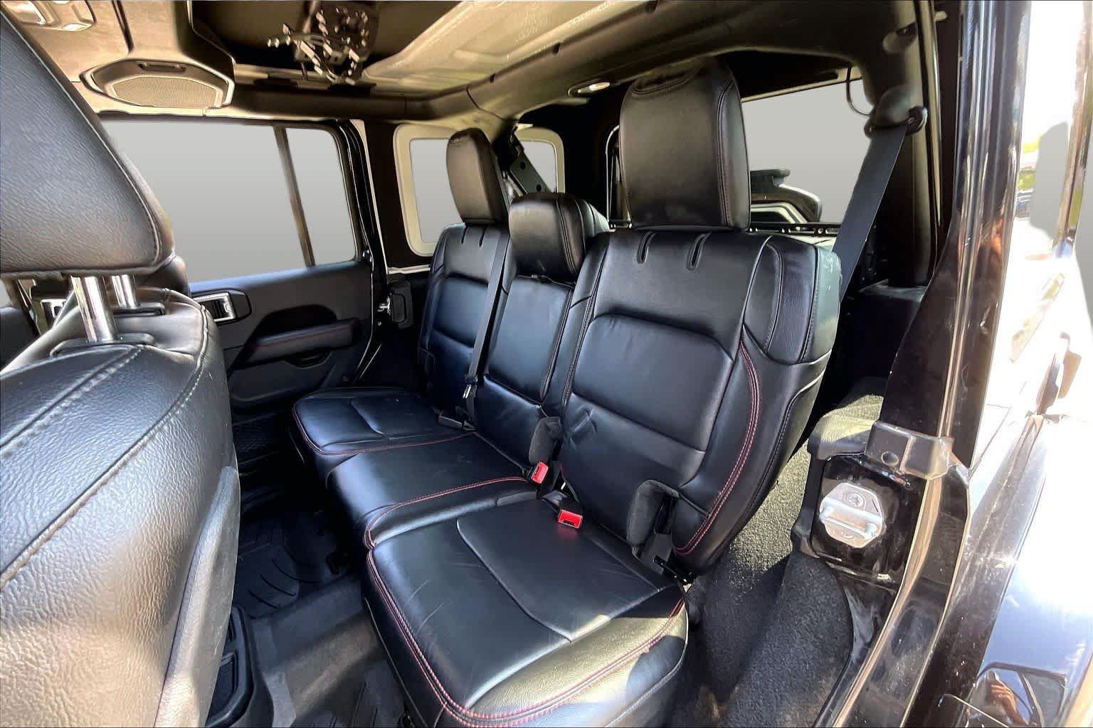 Used 2021 Jeep Wrangler Unlimited Rubicon AWD/4WD image 19