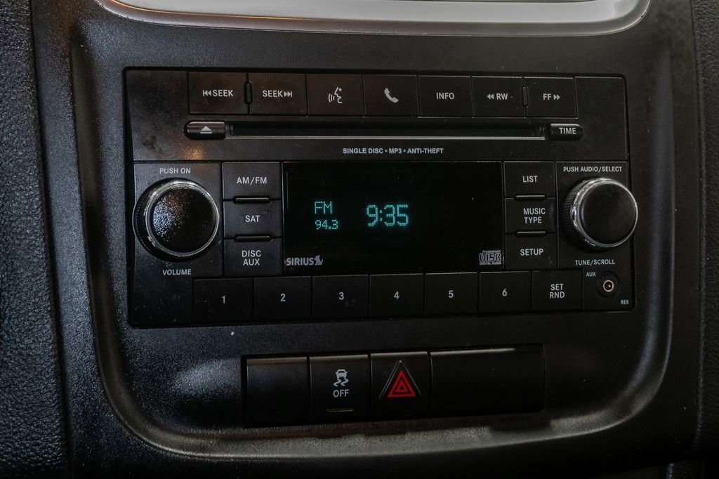 Used 2014 Dodge Avenger SE FWD image 15
