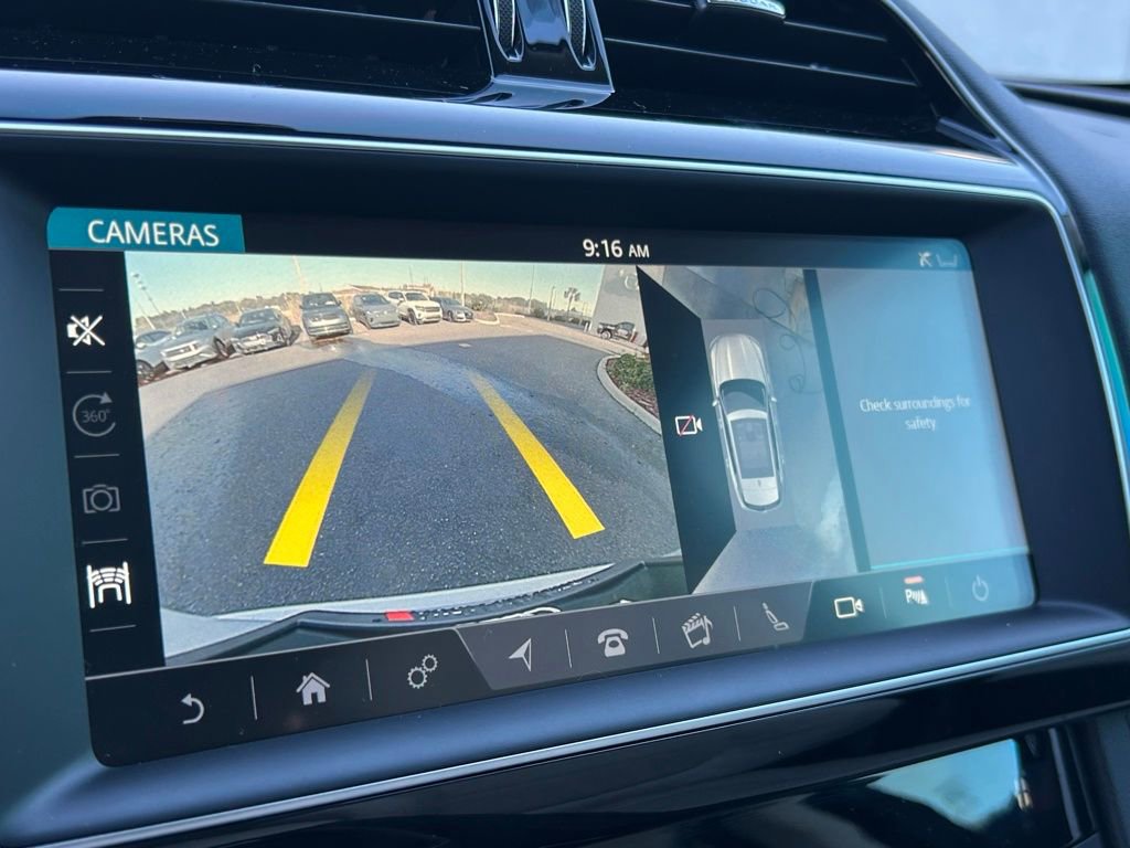 Used 2019 Jaguar F-PACE Prestige image 26