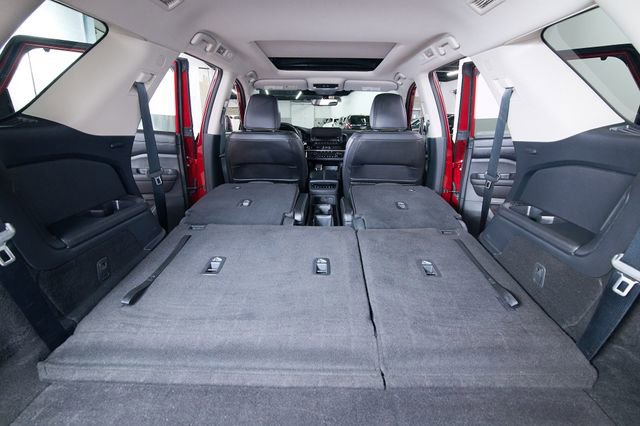 Used 2024 Nissan Pathfinder SL w/ SL Premium Package image 26