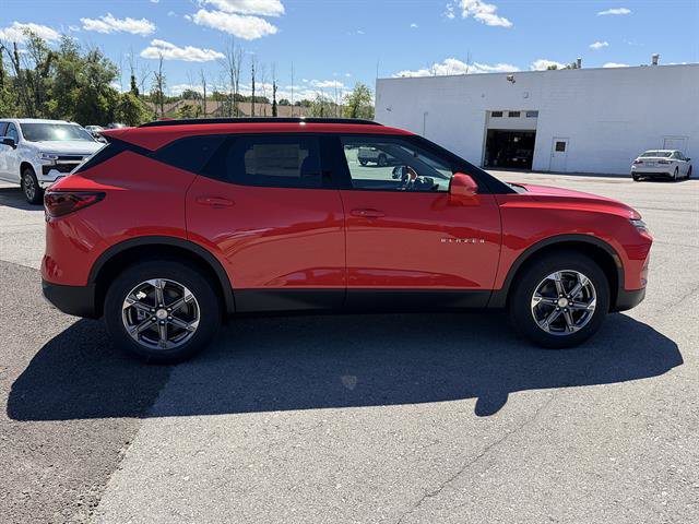 New 2026 Chevrolet Blazer LT w/ Convenience Package AWD/4WD image 7