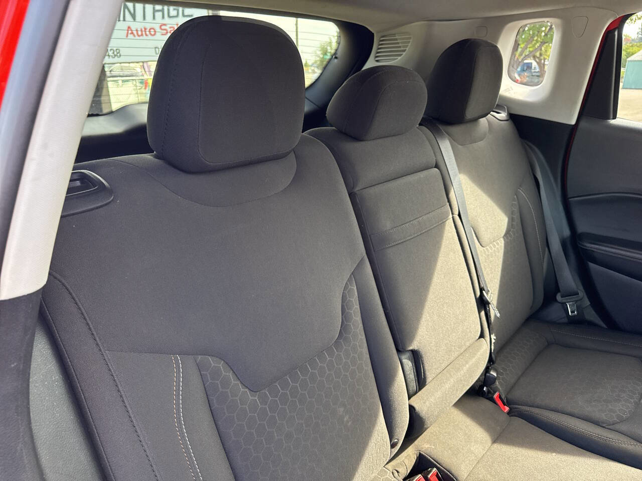 Used 2018 Jeep Compass Sport image 19