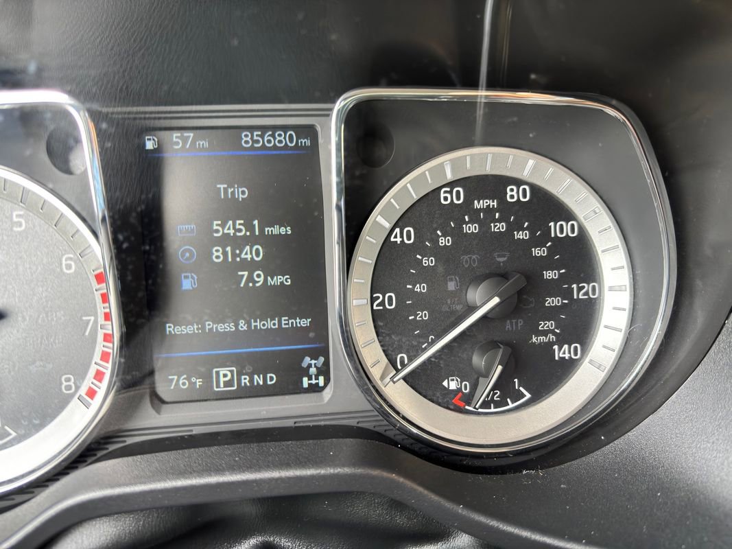 Used 2019 Nissan Titan SV image 12