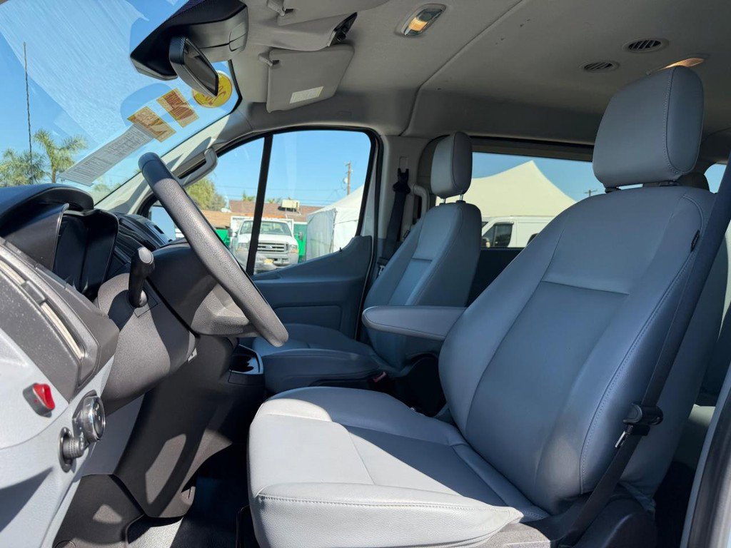 Used 2016 Ford Transit 350 XL image 18