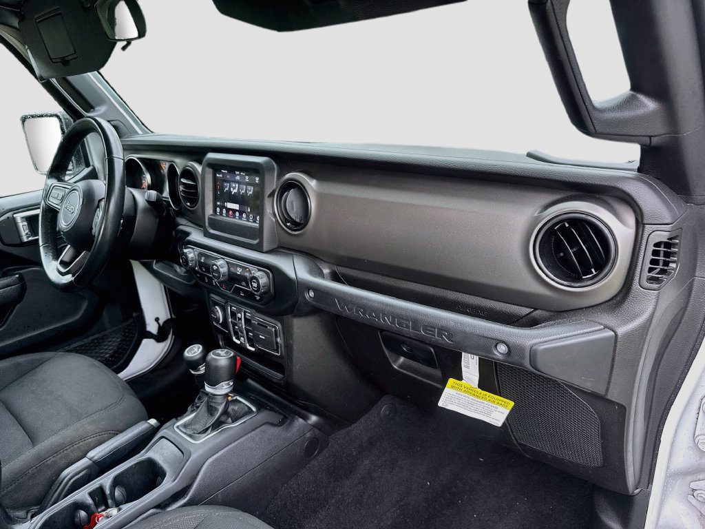 Certified 2022 Jeep Wrangler Unlimited Sport AWD/4WD image 31