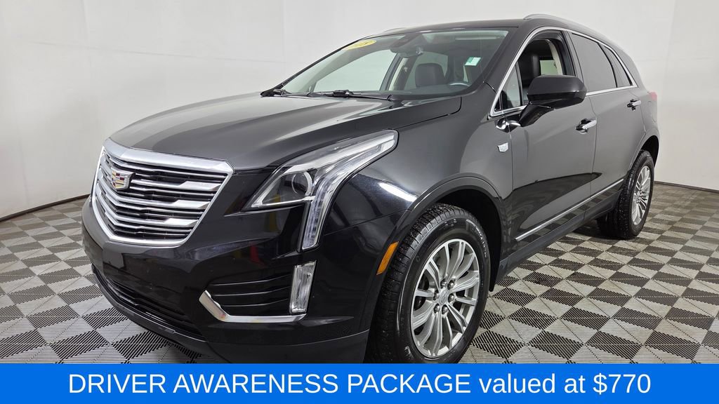 Used 2018 Cadillac XT5 Luxury w/ Driver Awareness Package image 3