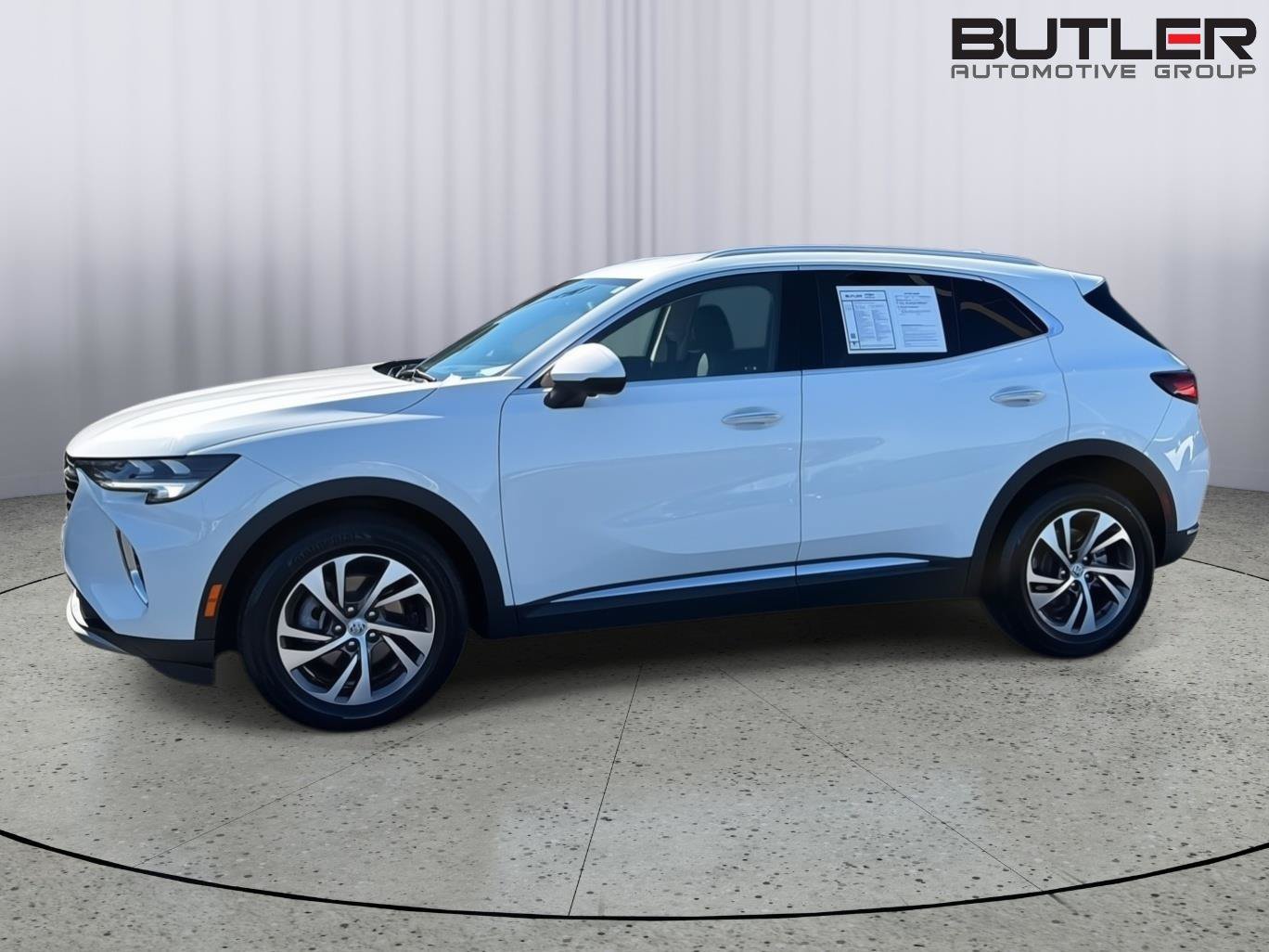 Used 2023 Buick Envision Essence w/ Technology Package I AWD/4WD image 3