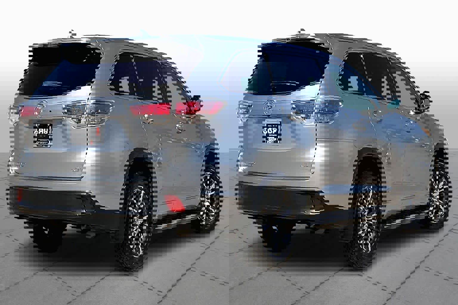 Used 2016 Toyota Highlander XLE image 13