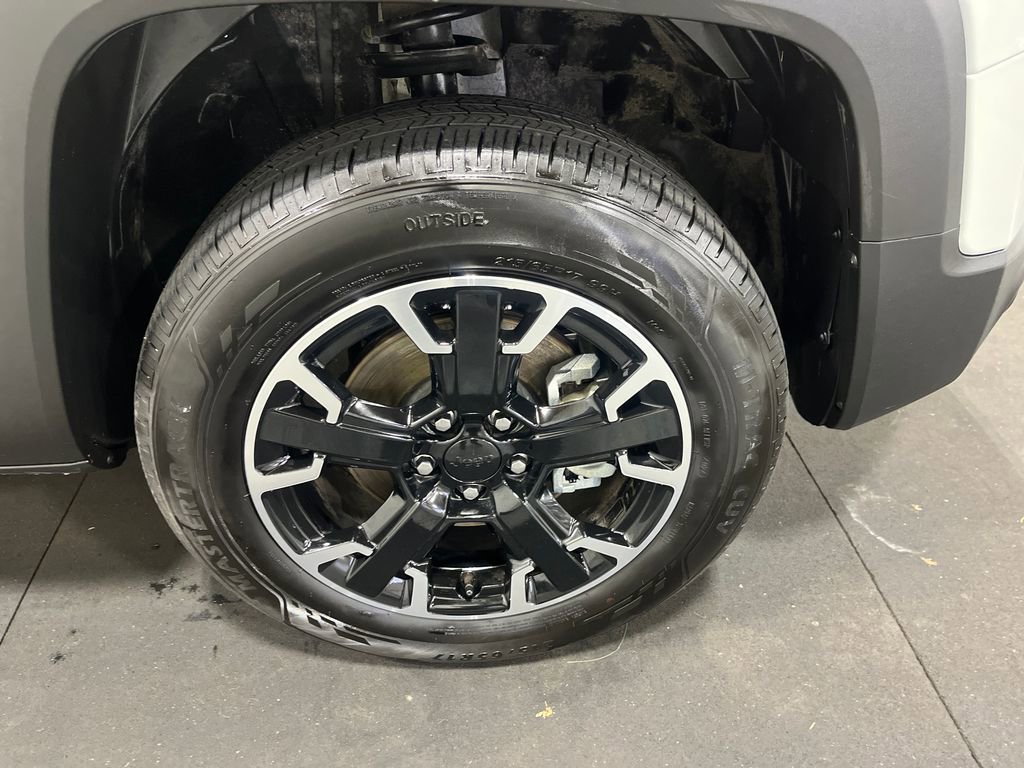 Used 2023 Jeep Renegade Trailhawk image 10